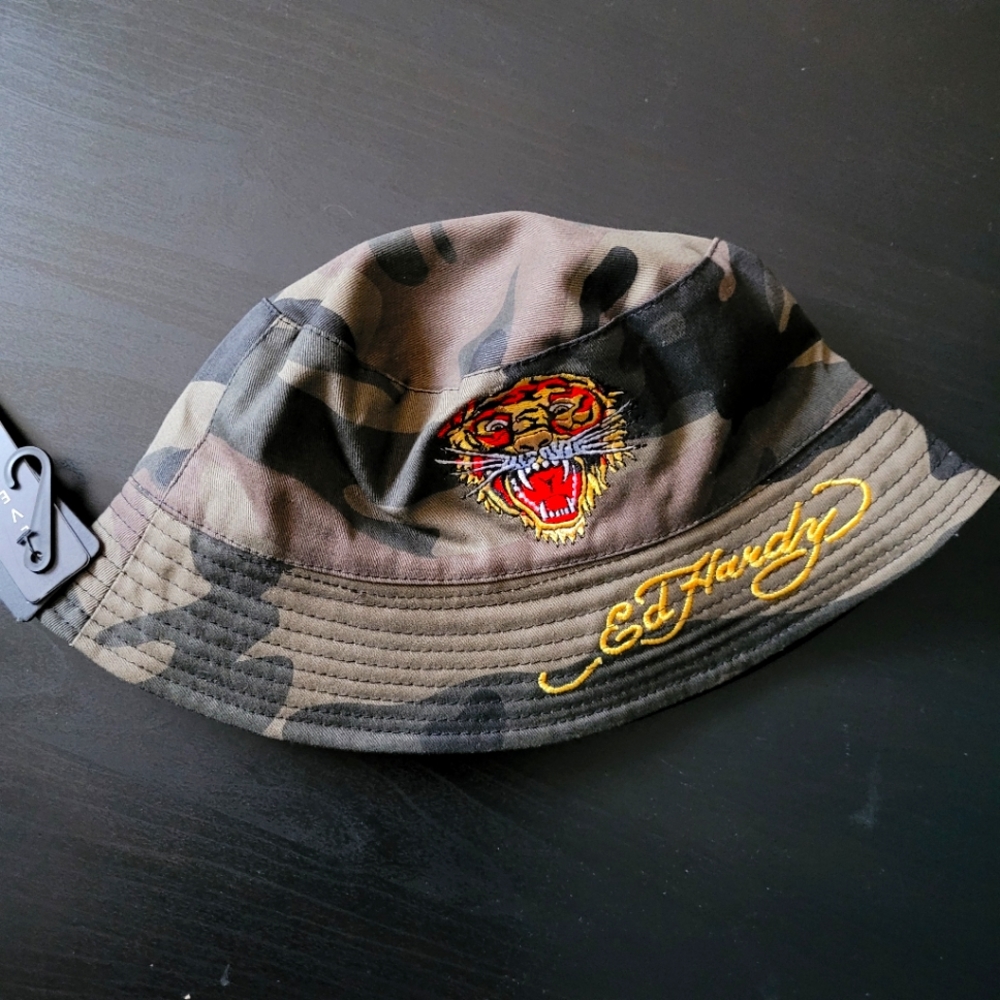 Ed Hardy Green Camouflage REVERSIBLE Bucket Hat